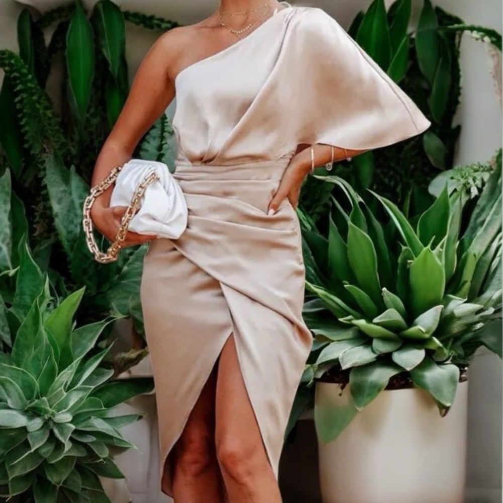 Cupshe One-Shoulder Satin Dress in Champagne - Picture 2 of 4